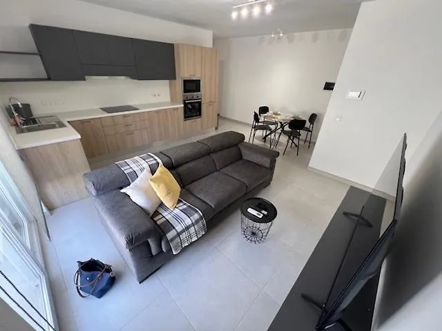 Apartment Central, Modern & New Apt San Gwann